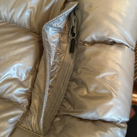 Canada Goose Cypress puffer Vest - Picture 10 of 12